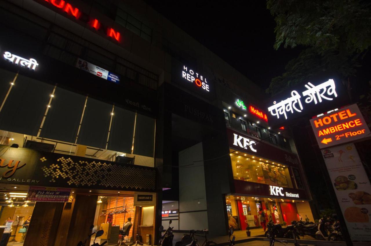 Hotel Repose Ahmedabad Eksteriør billede